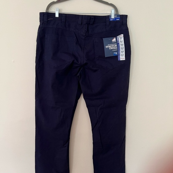 4/$25 IZOD Mens Stretch Twill Pants Straight Fit  Weekender Navy sz 38X30 Casual - Picture 5 of 16